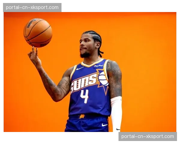 伤病报告:菲尼克斯太阳队德文-布克小腿拉伤,预计季后赛首轮复出 伤病报告:菲尼克斯太阳队德文-布克小腿拉伤,预计季后赛首轮复出